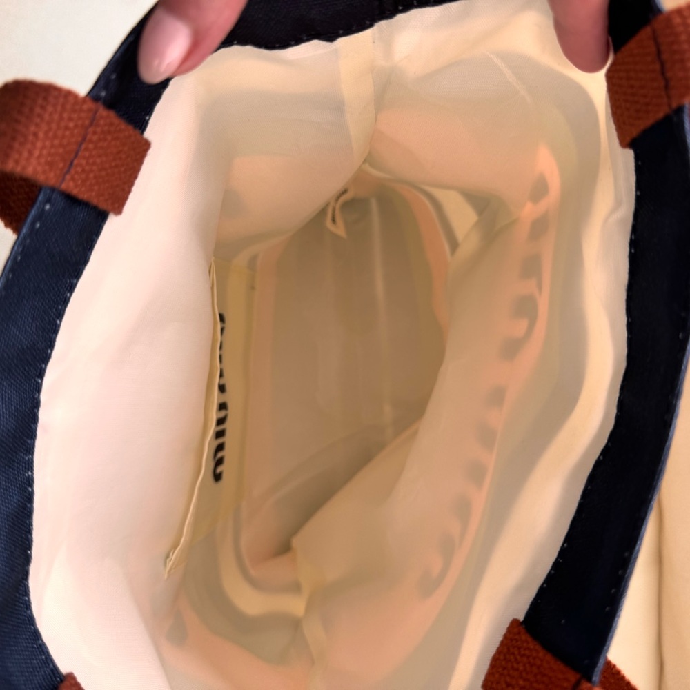 Miu Miu beauty gift Limited Edition Stripe Tote Bag Made in Italy - Picture 6 of 10